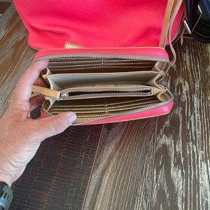 Consuela Maren wallet